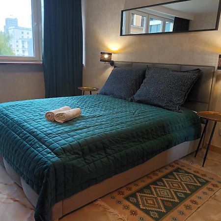 Green Apartament W Centrum Varsavia Esterno foto